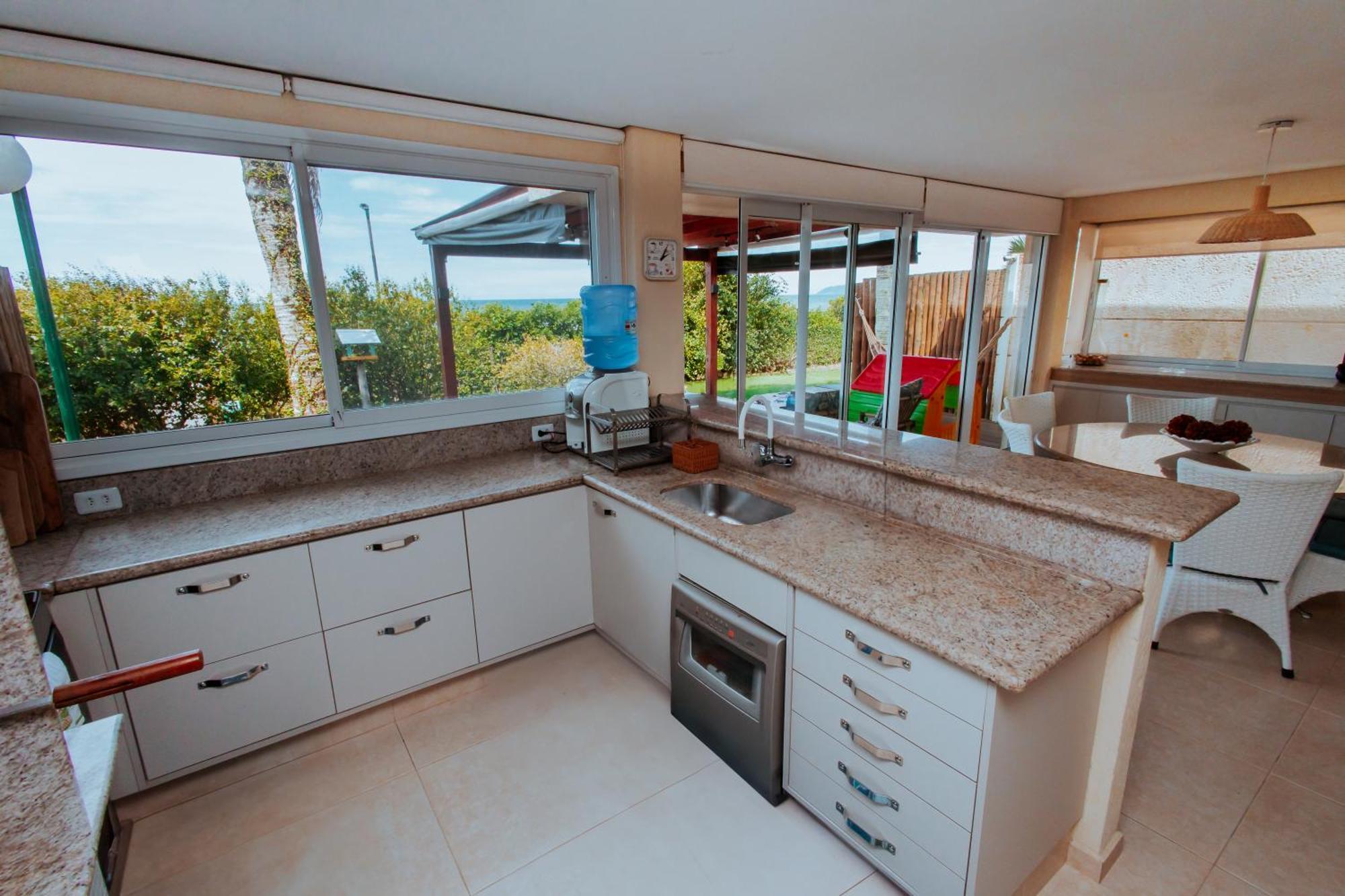Casa Pe Na Areia Cancun Itapoa/sc Holiday home *